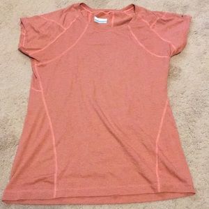 Women’s L Columbia active shirt